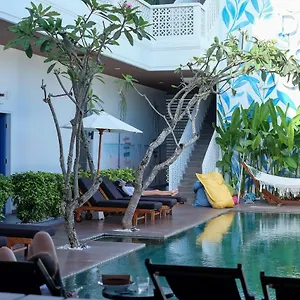  Auberge de jeunesse Dip & Doze Living