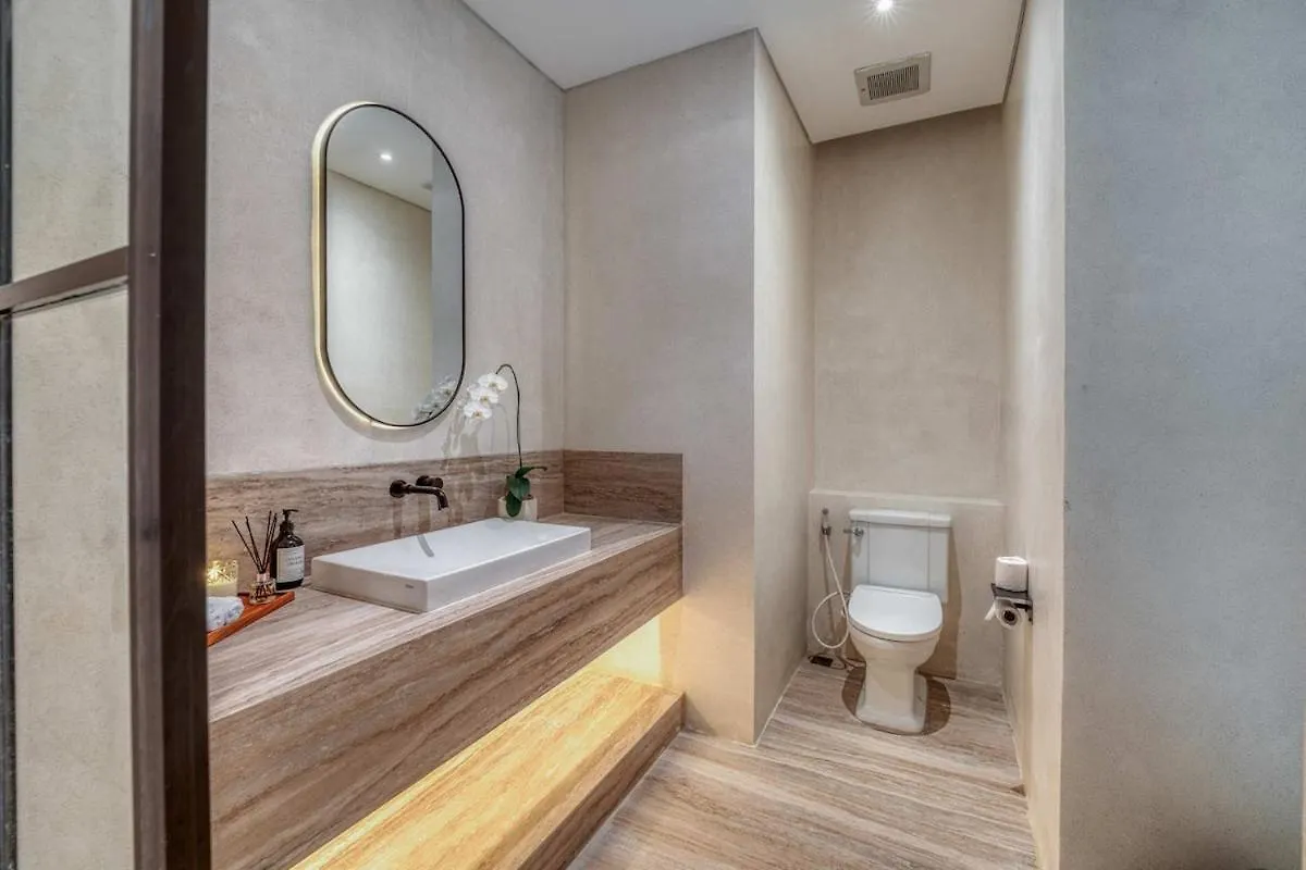 Brand New 4Br Colonial Retreat In Berawa, Canggu Villa