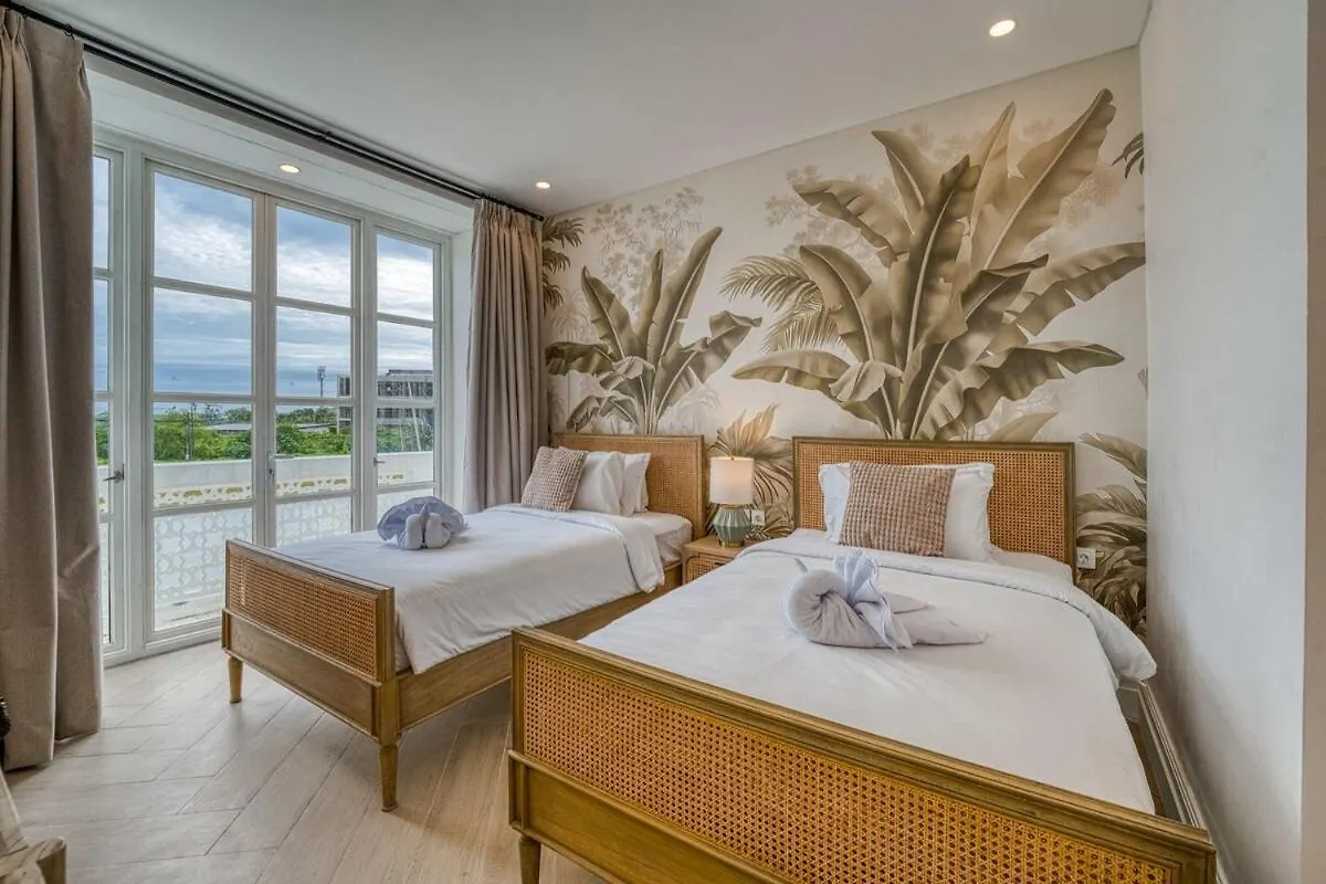 Villa Brand New 4Br Colonial Retreat In Berawa, Canggu