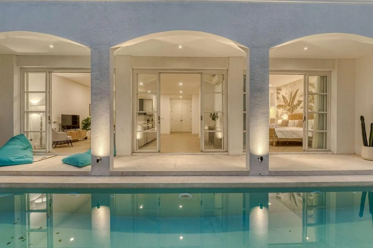 Villa Brand New 4Br Colonial Retreat In Berawa, Canggu Indonesia
