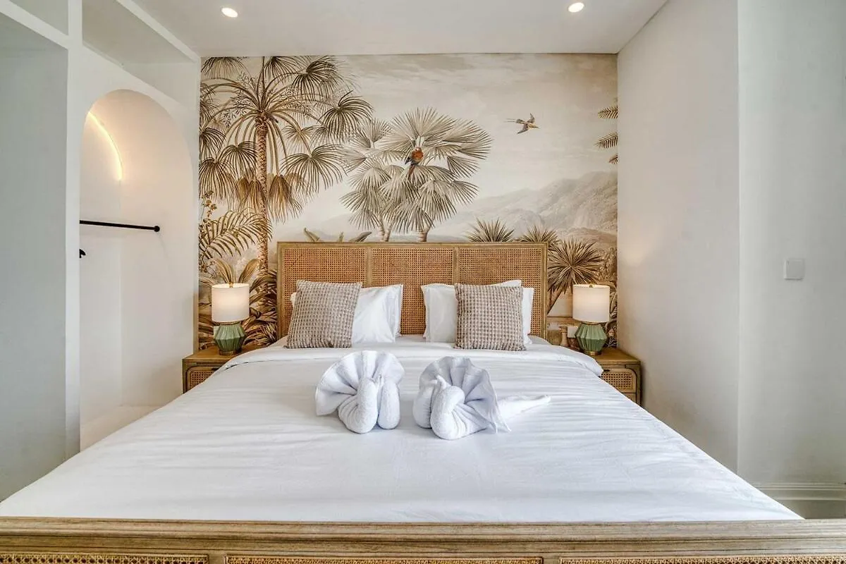 Villa Brand New 4Br Colonial Retreat In Berawa, Canggu Indonesia